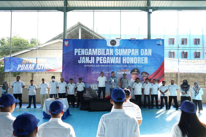 Pengambilan Sumpah Pegawai Honorer PDAM Makassar di Hari Lahir Pancasila